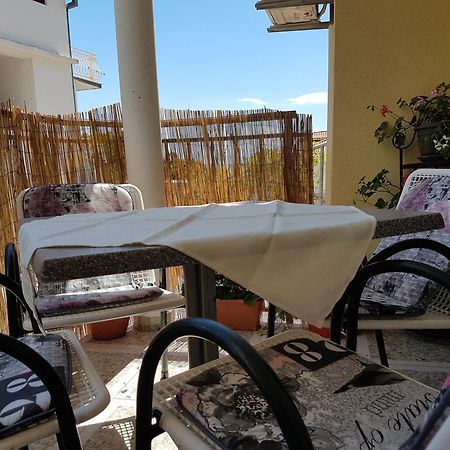 Apartmani Putnik Baška Voda Zewnętrze zdjęcie