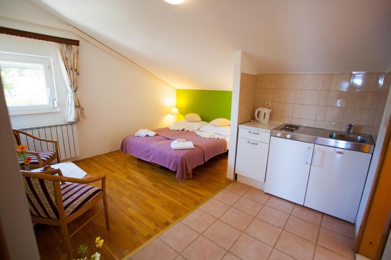 Apartmani Putnik Baška Voda Zewnętrze zdjęcie