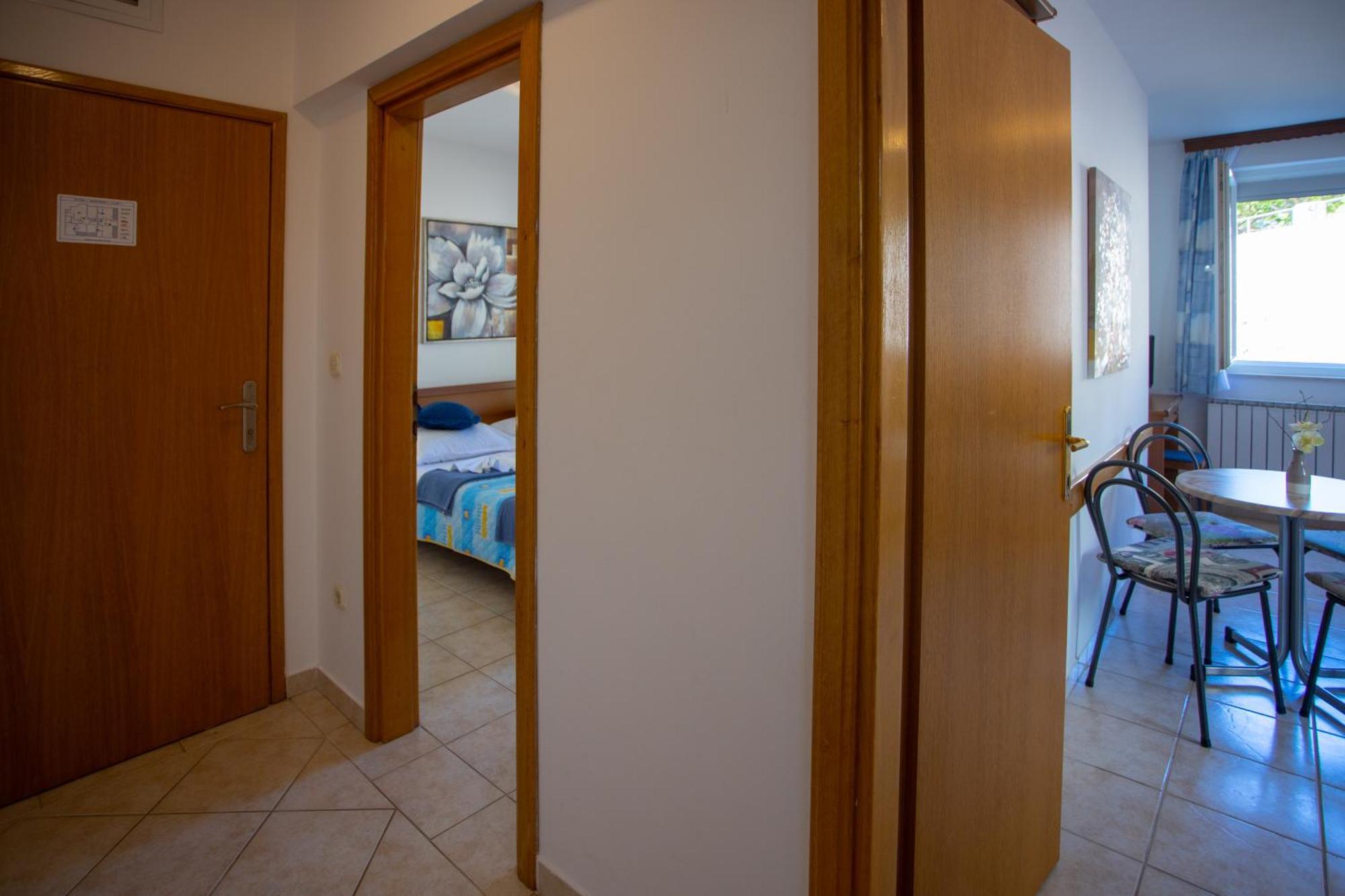 Apartmani Putnik Baška Voda Zewnętrze zdjęcie